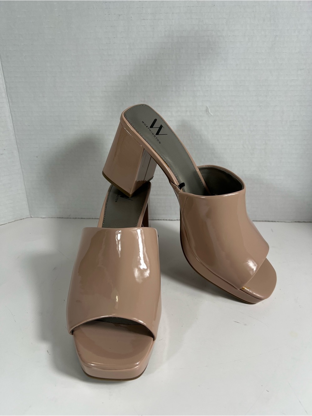 Worthington Nude Patent Look Mules Women 8.5 M Platform Block Heel Square Toe